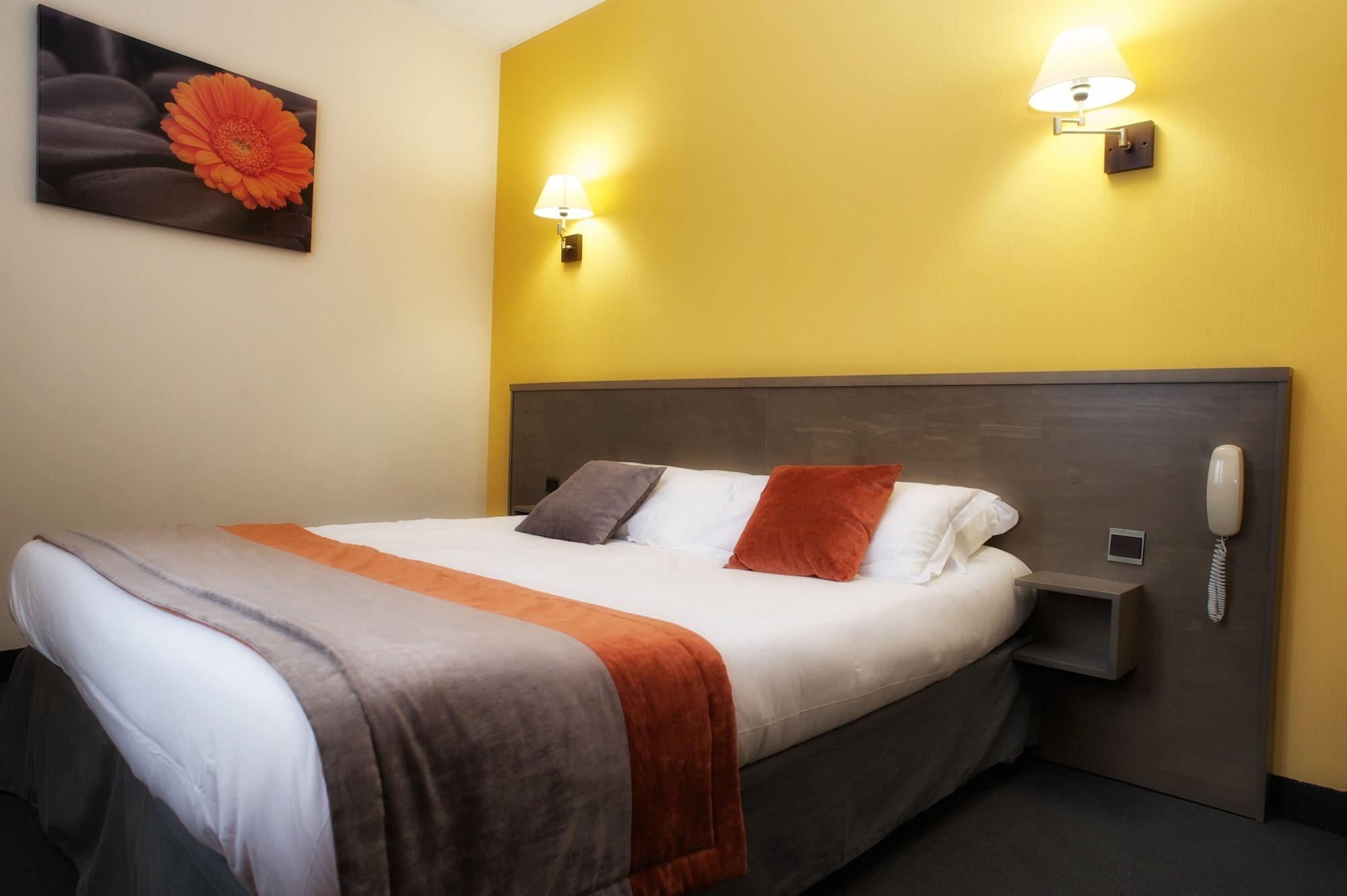 Brit Hotel Le Surcouf Saint-Malo Buitenkant foto