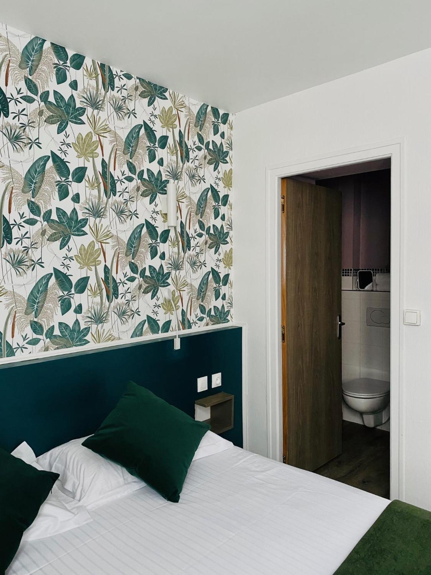 Brit Hotel Le Surcouf Saint-Malo Buitenkant foto