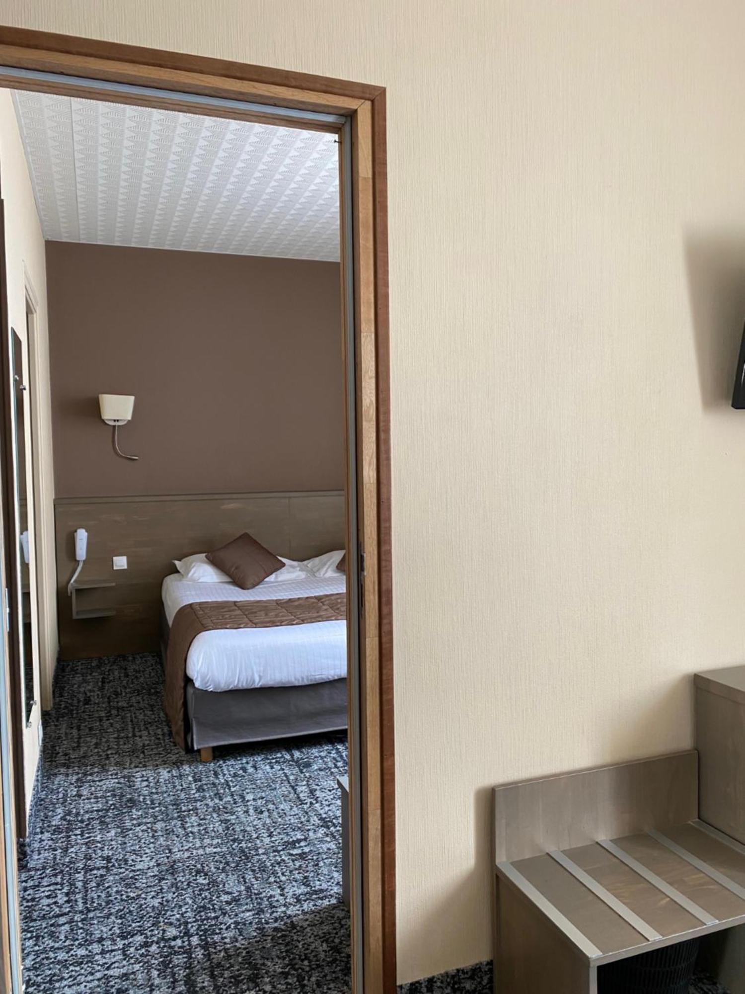 Brit Hotel Le Surcouf Saint-Malo Buitenkant foto