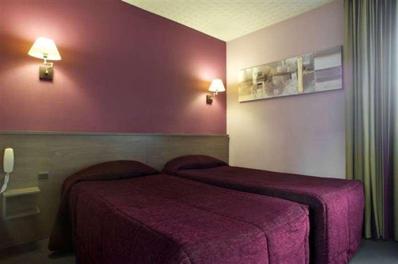 Brit Hotel Le Surcouf Saint-Malo Kamer foto